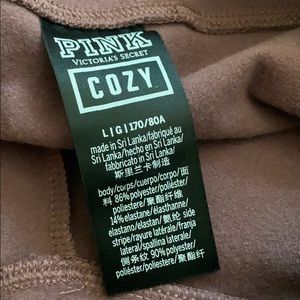 Pink by Victoria’s Secret leggings